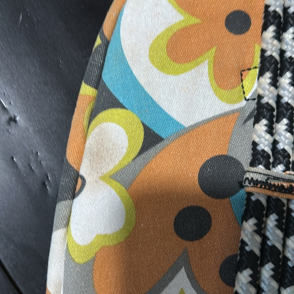 Kavu Crossbody Bag - Picture 9 of 10
